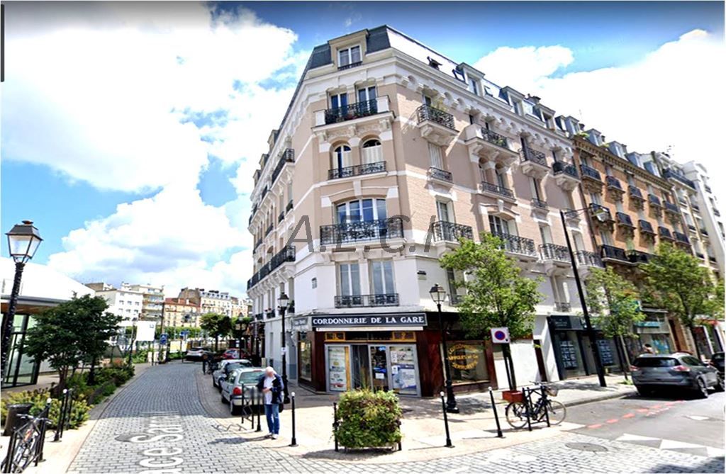 appartement 5 pièces en vente sur COURBEVOIE (92400)